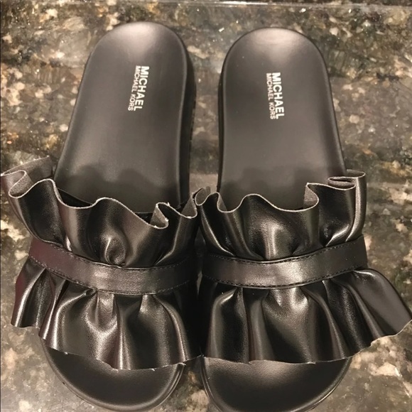 Michael Kors Sandals - Picture 2 of 5